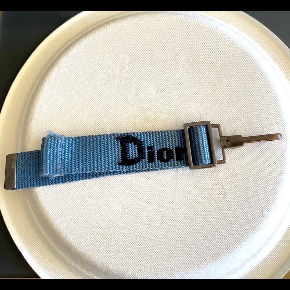 GIFTED💝DIOR KEY HOLDER